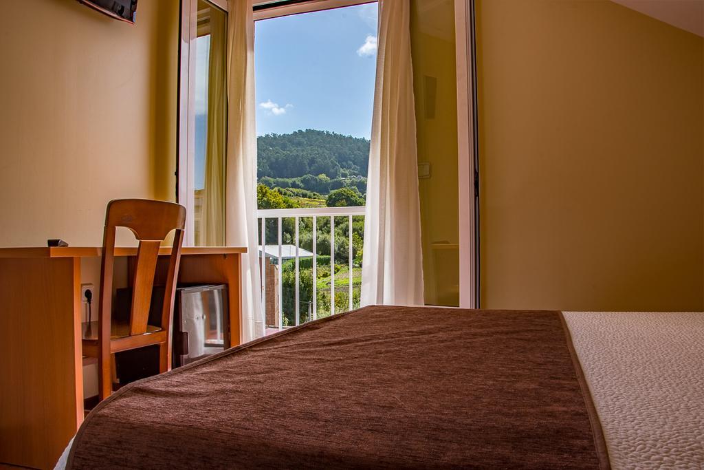 Hotel Restaurante Loureiro Bueu Dış mekan fotoğraf