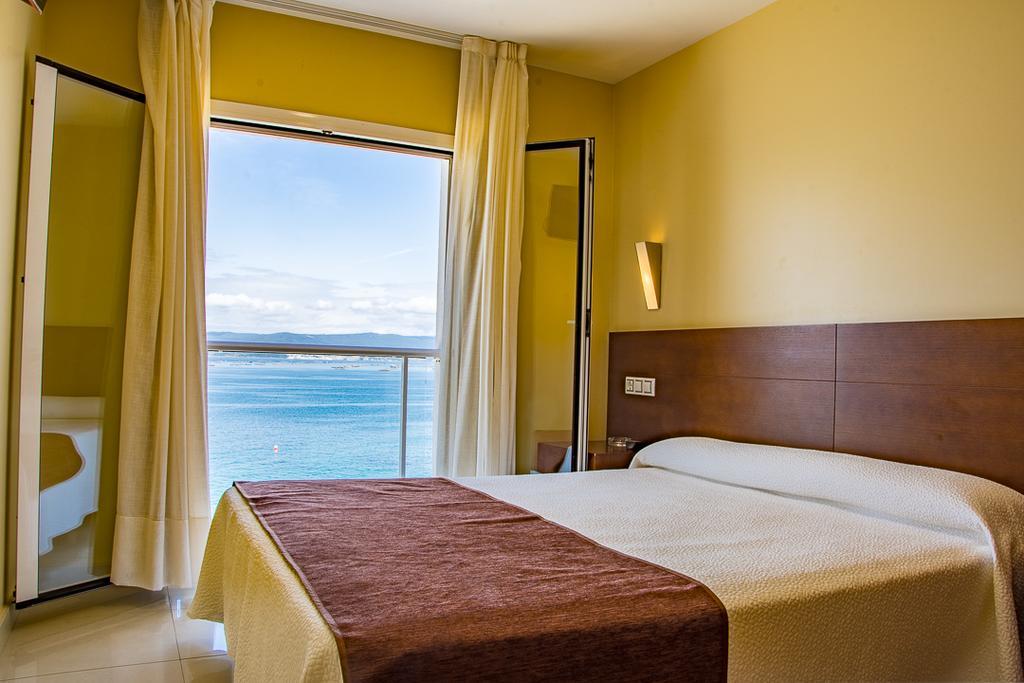 Hotel Restaurante Loureiro Bueu Dış mekan fotoğraf